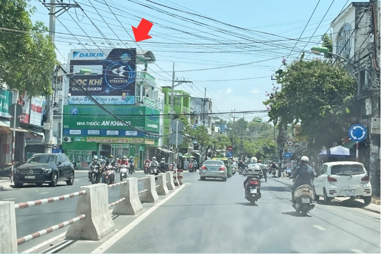 Day view- Horizontal Wallscape Billboard at 46 Le Hong Phong, Nha Trang Ward, Khanh Hoa