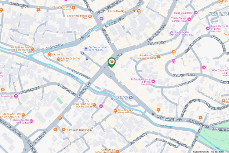 Map-  Horizontal Wallscape Billboard at Nguyen Van Cu – Ba Thang Hai Intersection, Xuan Huong Ward, Lam Dong (Xuan Truong Cellphone Store)