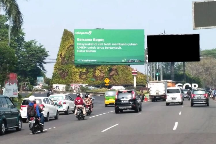 Strategic Billboard Indonesia in High Traffic