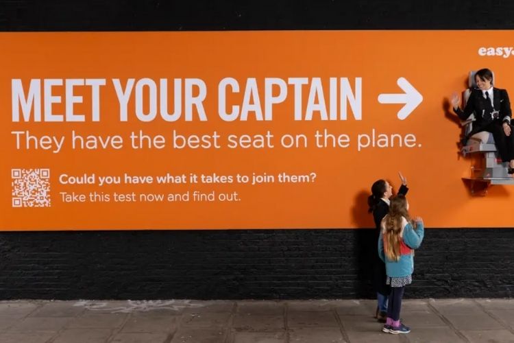 Billboard Menarik Kreatif Billboard Call to Action