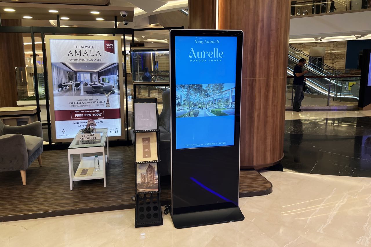Digital Signage in-mall ads at Pondok Indah Residences Indonesia