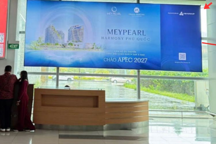 1 Panel Horizontal Light Box Billboard at Phu Quoc International Airport, Phu Quoc, An Giang (Domestic Arrivals Area)