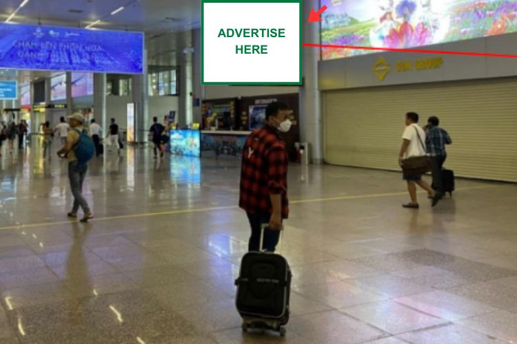 1 Panel Horizontal Wall-mounted Pano Billboard at Da Nang International Airport, Hoa Cuong Ward, Da Nang City (in the middle of the domestic arrival restricted area, facing passengers entering the terminal from the right wing)