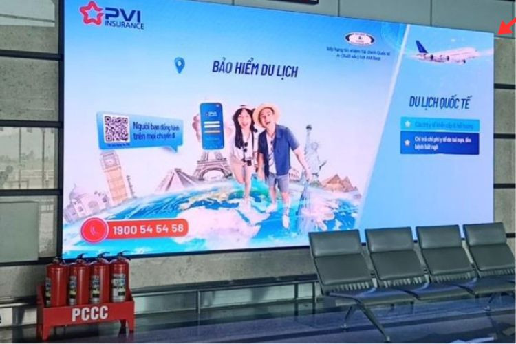 1 Panel Horizontal Airport LED Screen Billboard at Phu Bai International Airport, Phu Bai Ward, Hue City (IP04, Public hall area of the Domestic and International Departures Terminals)