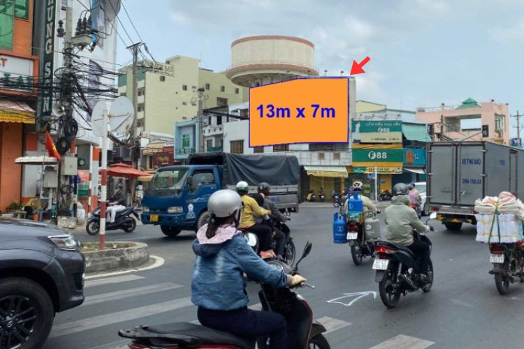 Horizontal Wallscape Billboard at 1761 Tran Hung Dao, Long Xuyen Ward, An Giang