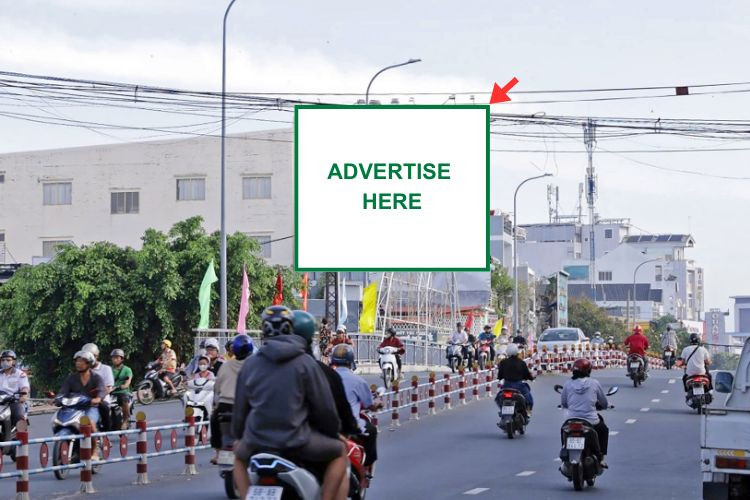 Horizontal Wallscape Billboard at 32 Hung Vuong, Ninh Kieu Ward, Can Tho City (Nhi Kieu Bridge)