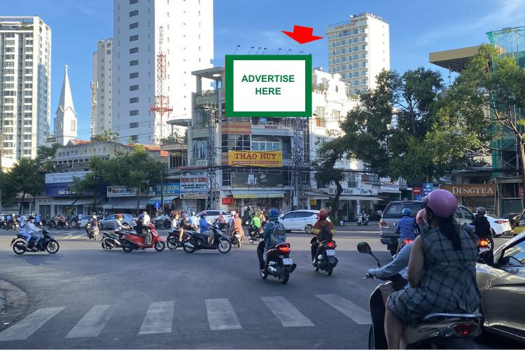1 Panel Horizontal Wall-mounted Pano Billboard at No.26 Le Thanh Tong, Nha Trang Ward, Khanh Hoa (Le Thanh Ton 7-Way Roundabout)
