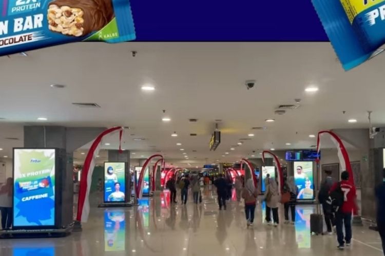 LED Billboard Bandara Ngurah Rai Promosi Marathon