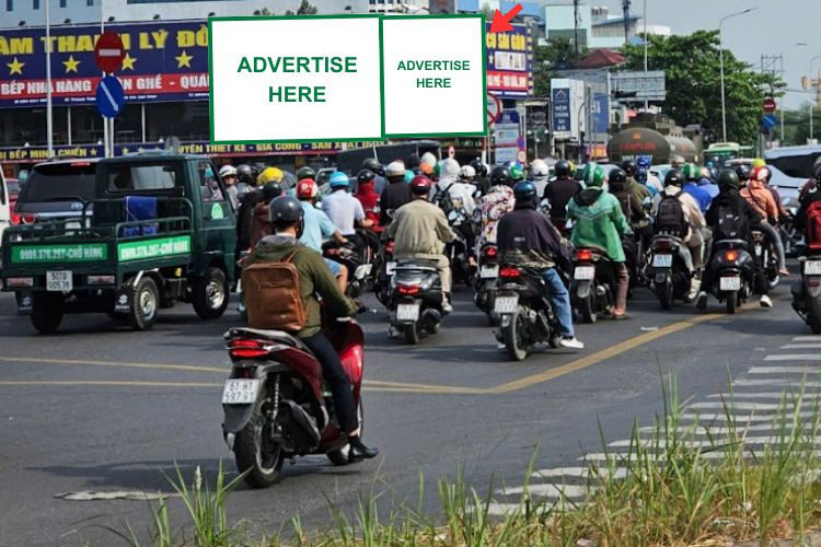 1 Panel Horizontal Wallscape Billboard at 615 Nguyen Huu Tho, Tan Hung Ward, Ho Chi Minh City
