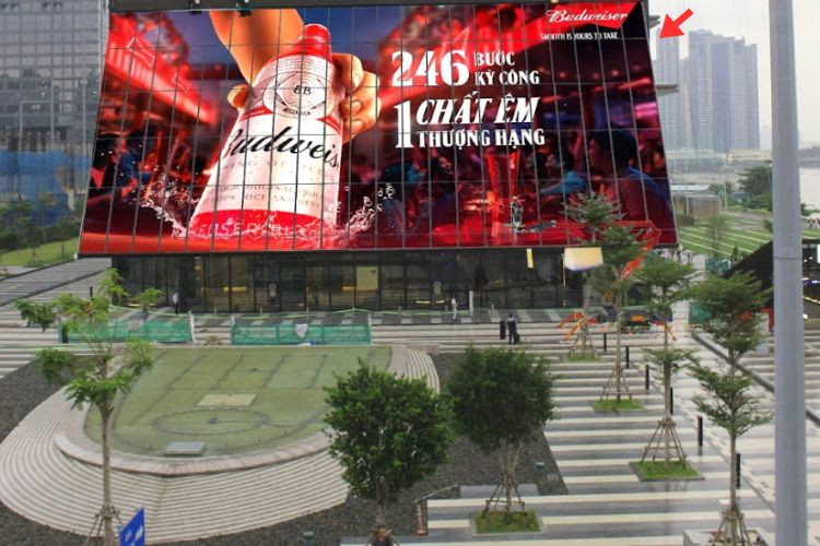 1 Panel Horizontal  Billboard at 2 Ton Duc Thang, Sai Gon Ward, Ho Chi Minh City (Marina Central)