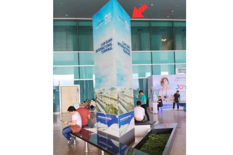 3 Sided Vertical Airport LED Screen Billboard at Cam Ranh International Airport, Bac Cam Ranh Ward, Khanh Hoa