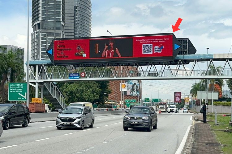 1 Panel Digital Overhead Bridge Billboard at LDP Highway KM13.4, Petaling Jaya, Selangor (near Neptune Club)