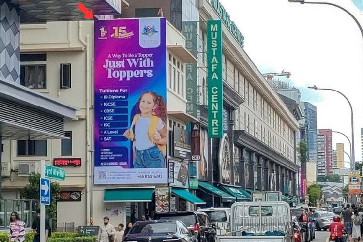 1 Panel Vertical Backlit Billboard at Syed Alwi Rd - Serangoon Road, Kallang, Little India, Central Region (right beside Mustafa Centre)
