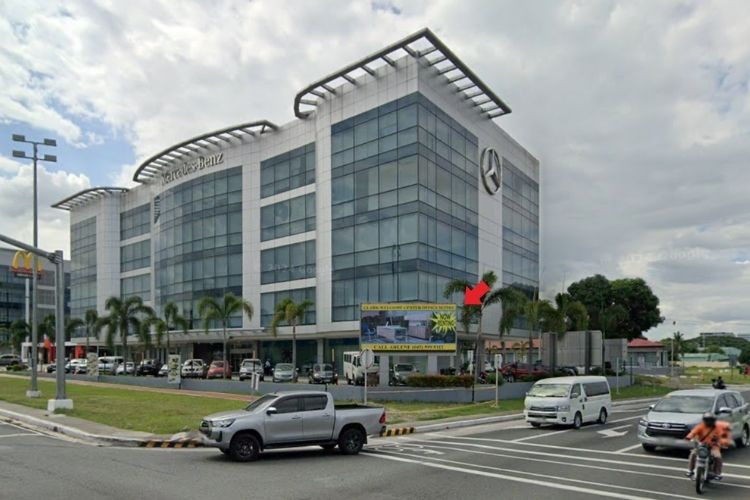 Horizontal Digital Screen Billboard at Manila Gateway Rd., Clark Freeport, Angeles, Pampanga (Beside Mercedes-Benz Center)