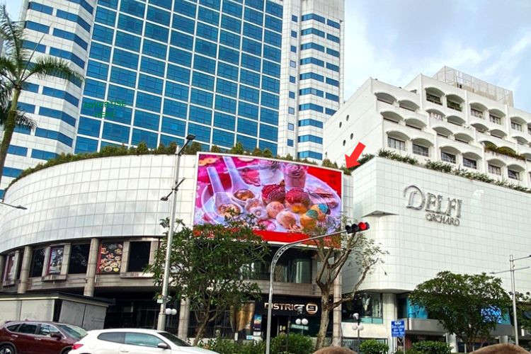 1 Panel Horizontal Digital Screen Billboard at Orchard Rd, Orchard, Central Region (attached to Orchard Hotel)