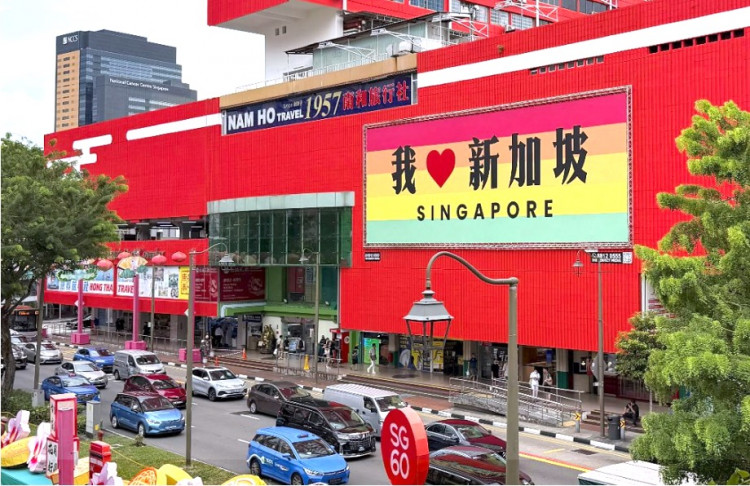 Horizontal Frontlit Billboard at People's Park Complex, Chinatown, Central Region (attached to People's Park Complex [A])