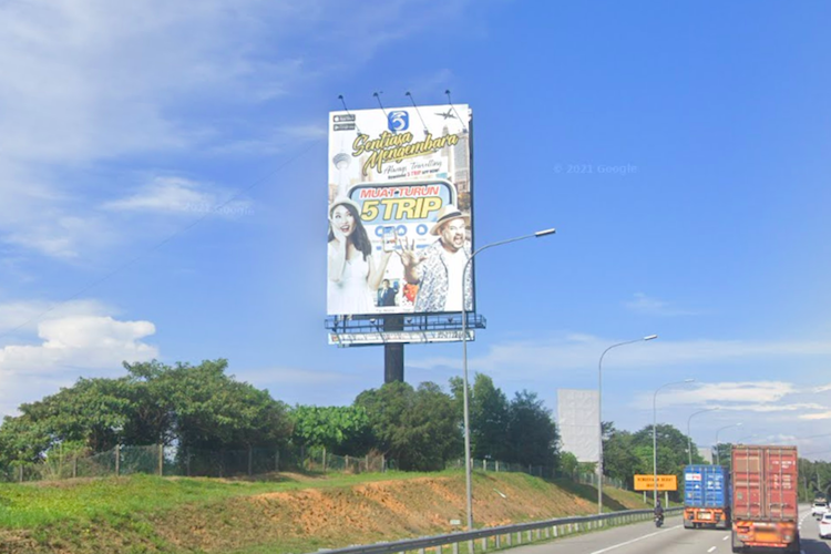 2 Sided Vertical Unipole Billboard at NSE KM268.8, Seremban, Negeri Sembilan