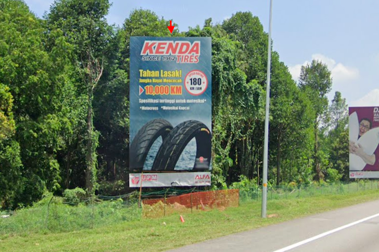 1 Panel Free Standing Billboard at KM305.7, North-South (PLUS) Highway, Serdang, Selangor (from UPM)
