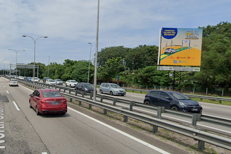 1 Sided Vertical Minipole Billboard at NSE KM139.8 (NB), Juru, Penang