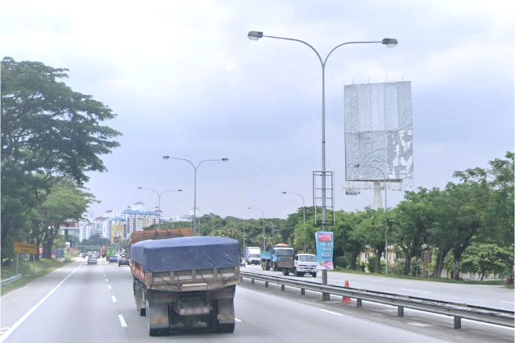 Jalan Sungai Besi near Wisma Standard Chartered, Kuala Lumpur