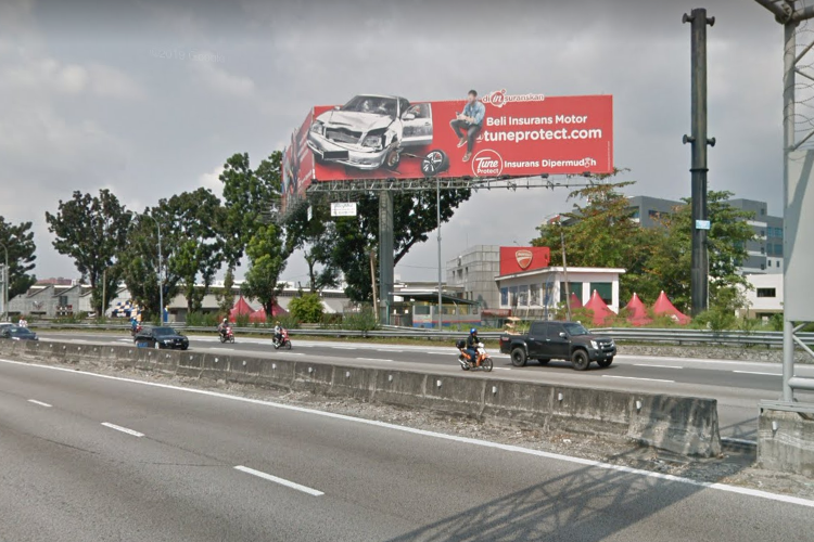 1 Sided Unipole Billboard at Federal Highway, from Kuala Lumpur / Petaling Jaya towards Sunway / Subang / Shah Alam (off road) (B), Selangor