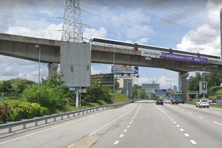 1 Sided Minipole Billboard at Federal Highway, from Shah Alam / Subang / Sunway towards Petaling Jaya / Kuala Lumpur (A), Selangor