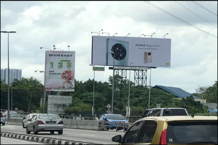 1 Sided Horizontal Twinpole Billboard at LDP Highway, Paradigm Mall (B), Petaling Jaya, Selangor