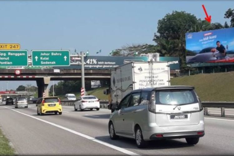 1 Sided Spectacular Billboard at North South Expressway, Simpang Renggam KM59.0, Johor