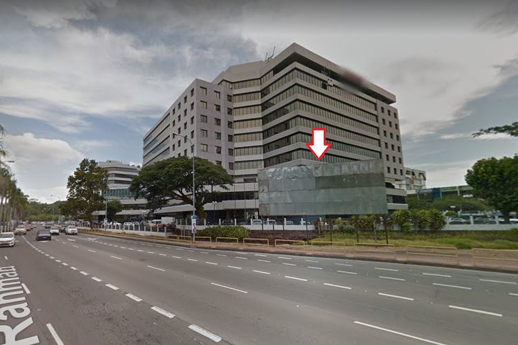 1 Sided Free Standing Billboard at Jalan Tuanku Abdul Rahman in front of Complex KUWASA, Sabah