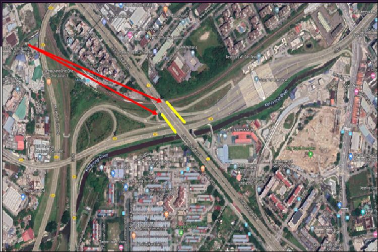 Besraya Highway near Jalan Loke Yew Toll to KL City & Cheras, Kuala Lumpur