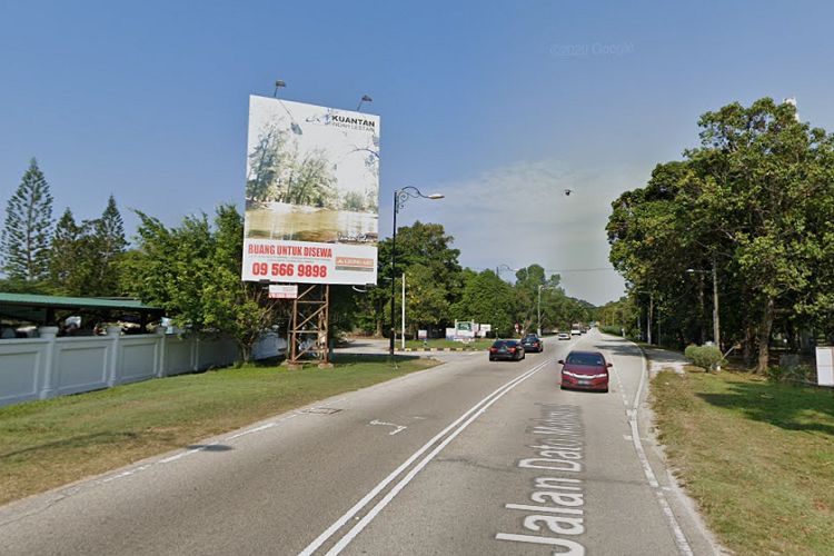 1 Sided Unipole Billboard at Jalan Dato Mahmud, Pahang