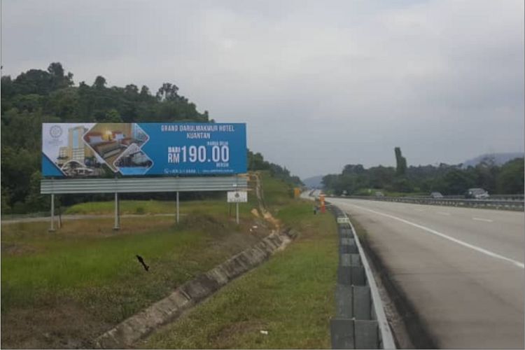 1 Sided Free Standing Billboard at Gambang KM213.5 (east bound), Pahang