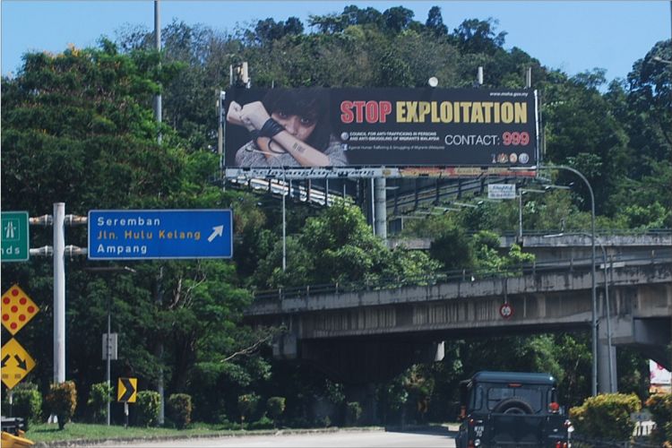 3 Sided Unipole Billboard at MRR2, Kuala Lumpur