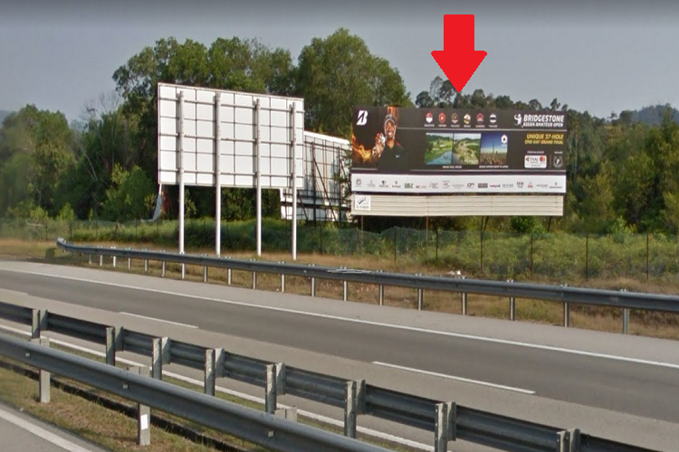 KM211.40 near Kampung Melayu Gambang, Pahang