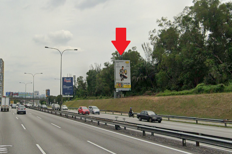 1 Sided Minipole Billboard at Lebuhraya Persekutuan (A), Shah Alam, Selangor (Seksyen 15 near Carlsberg)