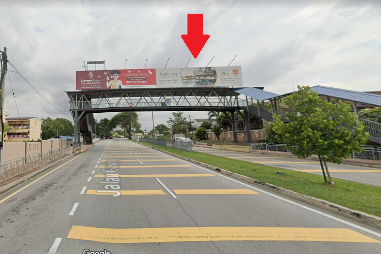 Jalan Gasing, Petaling Jaya, Selangor (in front of SK La Salle School)