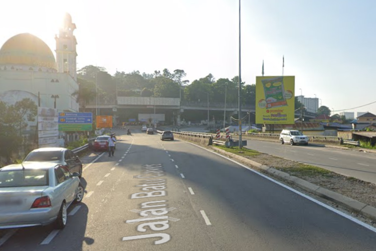 1 Sided Vertical Minipole Billboard at Jalan Batu Caves, Gombak, Selangor