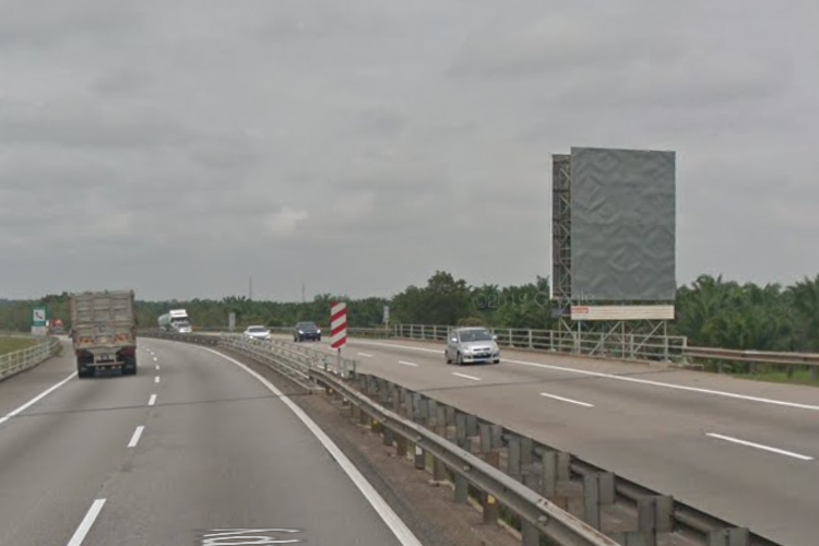 1 Sided Twinpole Billboard at NSEKM88.5 Ayer Hitam (B), Ayer Hitam, Johor