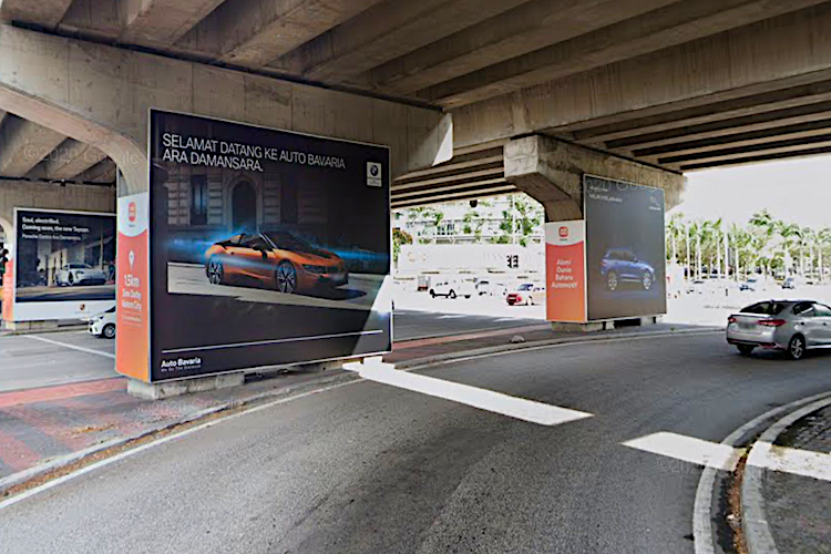 2 Panel Lightbox Billboard at Jalan Lapangan Terbang Subang Underpass (turning into Ara Damansara / near to Oasis Square and Citta Mall), Selangor