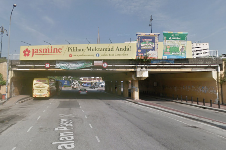 2 Sided Overhead Bridge Billboard at Jalan Pasar, Klang, Selangor (heading towards Hospital Wanita Metro)