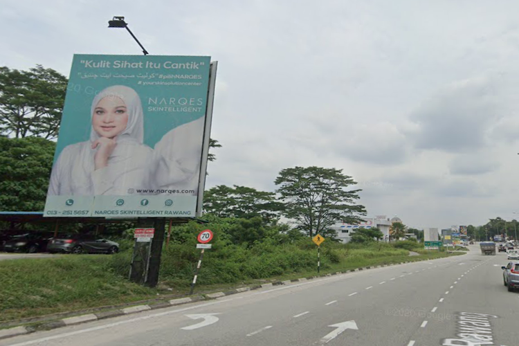 1 Sided Minipole Billboard at Jalan Rawang, Rawang, Selangor (next to Lotus's Rawang)