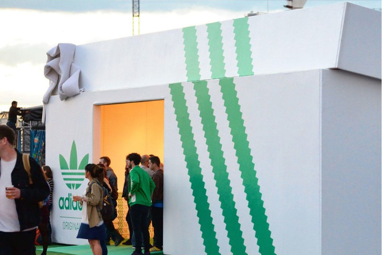 Guerilla Advertising & The Tactical Techniques To A Successful OOH Advertising