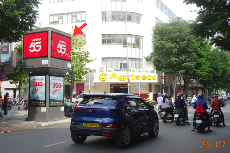 Bảng quảng cáo trụ hộp đèn E-tower 8 mặt tại 41 Phó Đức Chính, Phường Sài Gòn, Thành phố Hồ Chí Minh (Giao giữa Phó Đức Chính - Nguyễn Công Trứ)