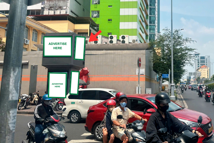 Bảng quảng cáo trụ hộp đèn E-tower 8 mặt tại 4 Lý Tự Trọng, Phường Sài Gòn, Thành phố Hồ Chí Minh (Tòa án nhân dân Quận 1)