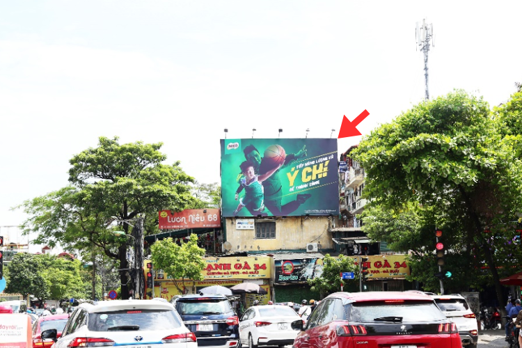 1 Panel Horizontal Wallscape Billboard at 2C10 Nguyen Phong Sac, Nghia Do Ward, Ha Noi City (Intersection of Nguyen Phong Sac and To Hieu)