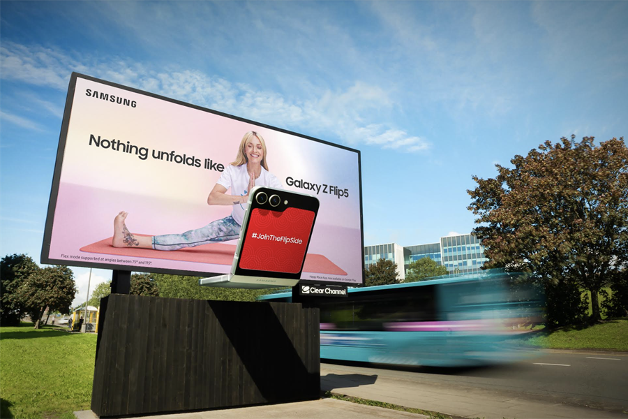 Billboard advertising of Samsung Galaxy Z Flip5