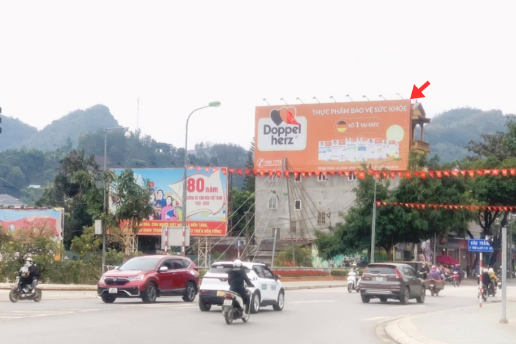 Day view - Horizontal Wallscape Billboard at 7 Dien Bien Street, To Hieu Ward, Sơn La