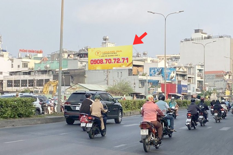 1 Bảng quảng cáo ốp tường tại số 660 Cộng Hòa, Quận Tân Bình, TP. Hồ Chí Minh