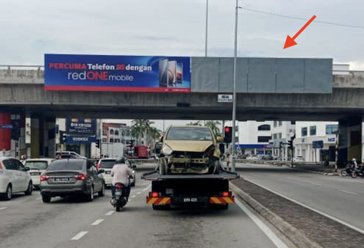 1 Panel Overhead Bridge Billboard at Persimpangan Jalan Malim - Jalan Pandan Jaya, Melaka (right panel)