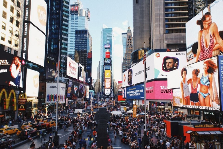 Giải pháp OOH: Lựa chọn nhà cung cấp phù hợp với yêu cầu của bạn